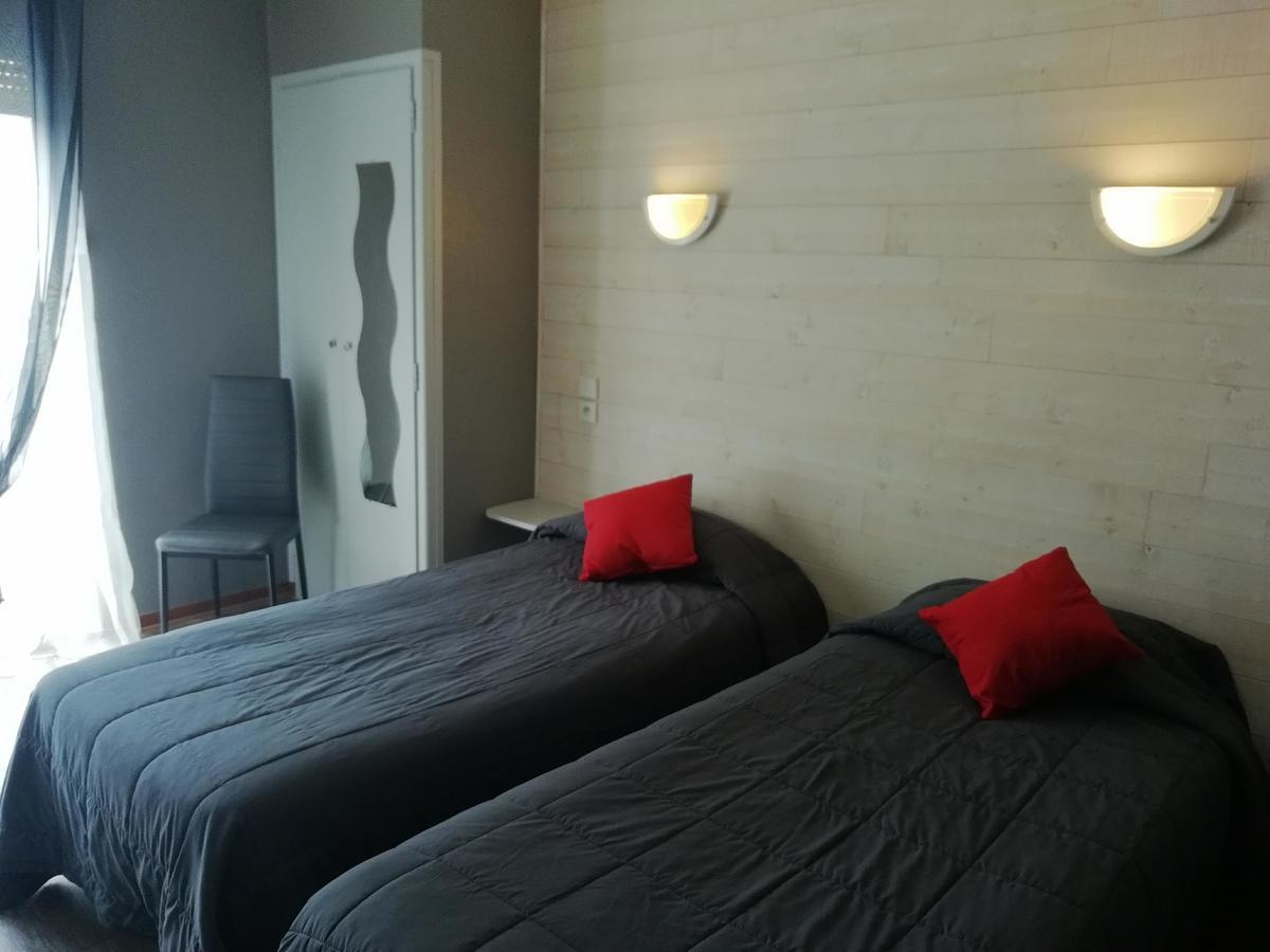 Hotel L'Oustalet Font-Romeu-Odeillo-Via Exterior photo